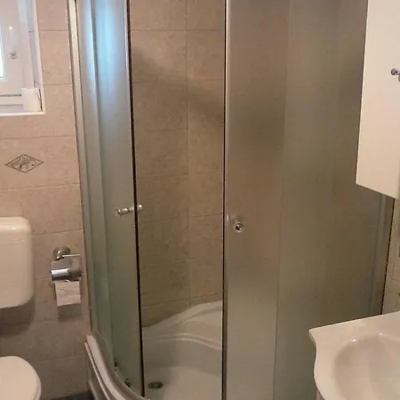 Apartmani Maric Selce Exterior photo