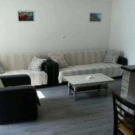 Apartmani Maric Selce Exterior photo