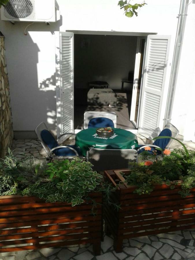 Apartment Maric Selce